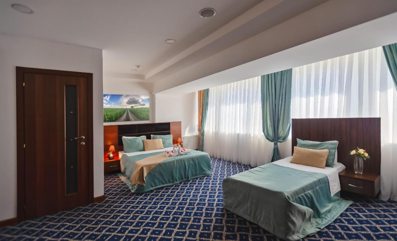 Demir Yol Plaza Hotel Baku Luaran gambar